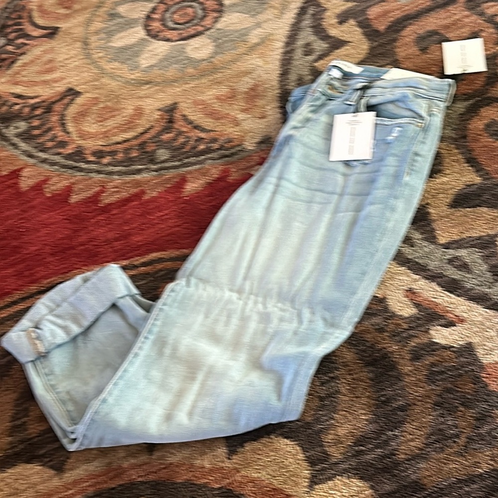 Light washed new Zenana jeans
